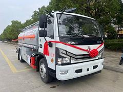 多利卡10吨油罐车8吨加油车10吨运油车
