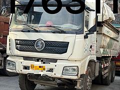渣土自卸车.