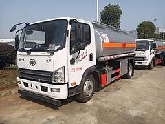 解放8吨10吨加油车 国五现车 特价出售 包上户