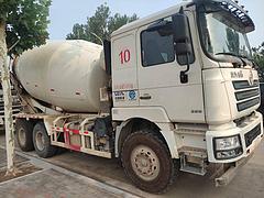 乐山转让18年二手德龙搅拌车 大12方 国五排放