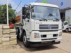15吨东风天锦小三轴油罐车 铝合金现车 包上户
