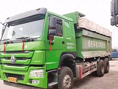 出售18年5月豪沃环保绿后八轮自卸车，箱长6米