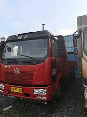 驻马店急卖2016年6.8米解放栏板车 手续齐全