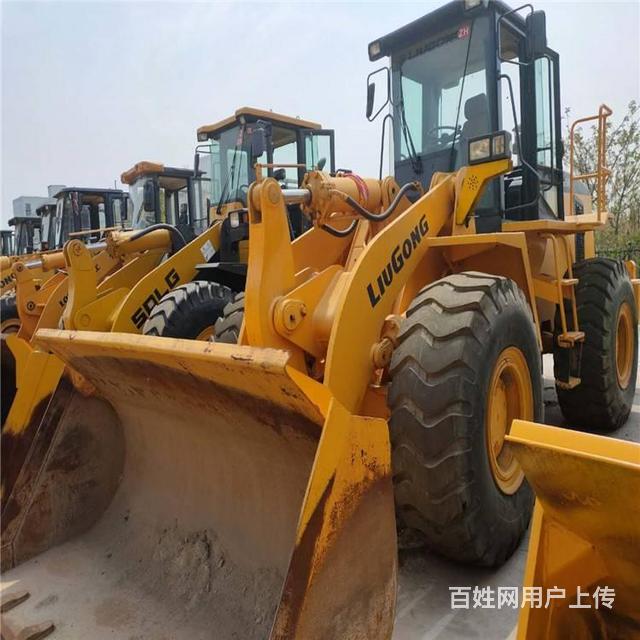辽源二手装载机市场 龙工50装载机60铲车的图片