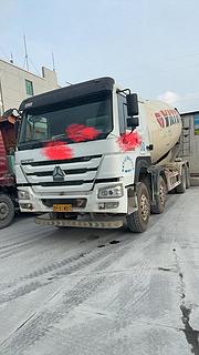 搅拌车