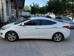 现代 伊兰特 2012款 伊兰特 朗动 1.6 手自一体 D