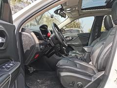 Jeep 自由光 2016款 2.4 手自一体   版