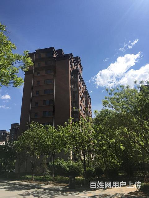 宏运二期抵账房小高层十一楼85平