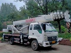 四通吊车