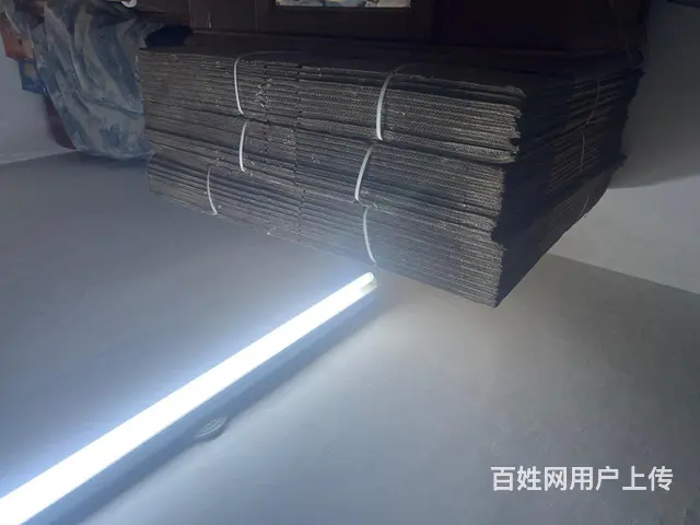 大厚纸箱的图片