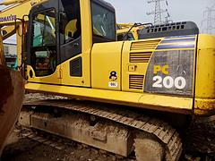 小松200、220、240等二手挖掘机低价出售