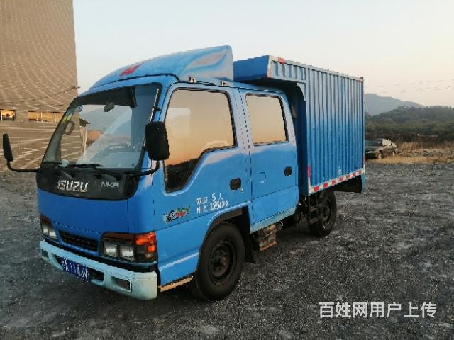 五十铃货车