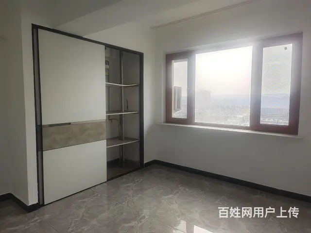南站中兴 1室 精装 南向 采光好的图片