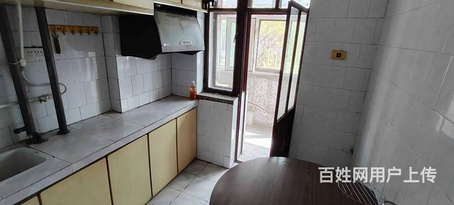 检察院家属楼 普通住宅 简单装修的图片