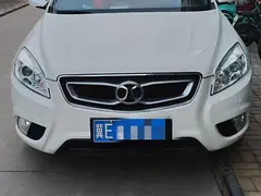 北京汽车绅宝D50
