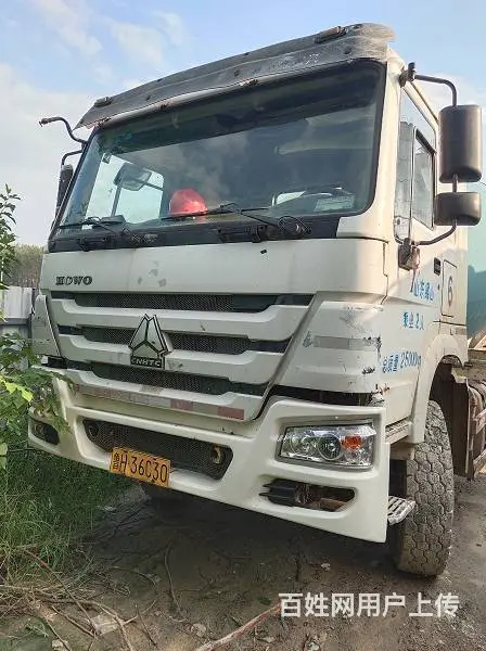 抚州14年7月二手豪沃搅拌车 大14方 原版车况的图片