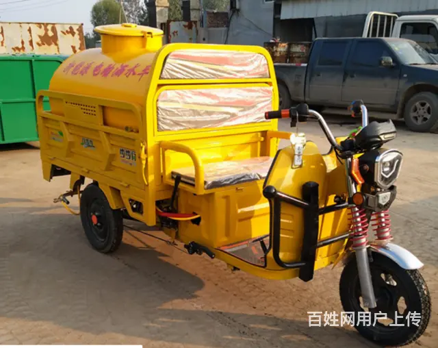 三门峡洒水消毒车 洒水降尘消毒 道路清洁两不误的图片