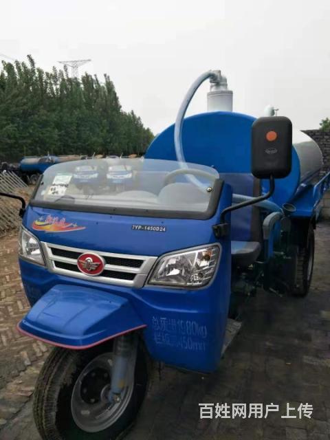 厂家直销 柴油三轮吸粪车 整车三包的图片