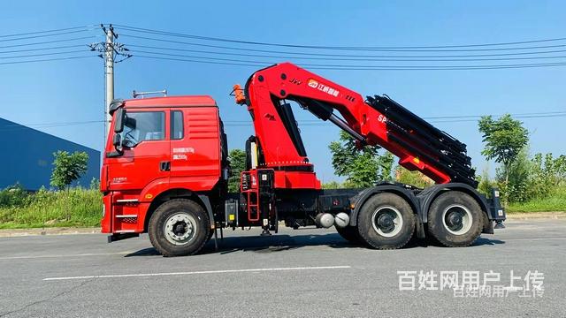 陕汽m3000s20吨折臂半挂随车吊厂家可分期