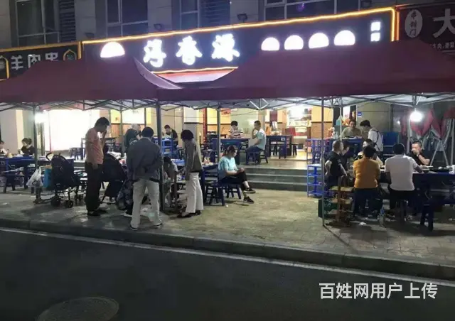 个人）两小区大门口盈利2年火锅店低价优转的图片