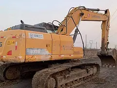 转让18年柳工926挖掘机手续齐全