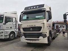 18年跑车二手豪沃T7H牵引车，540马力双驱轻体
