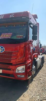 20年解放 牵引车 460潍柴双驱低价转让