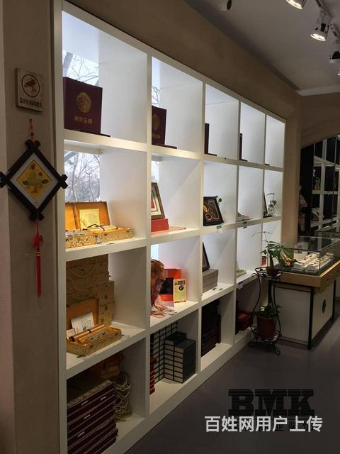 南京文创店装修_南京文创店展柜设计_南京标杆展柜厂