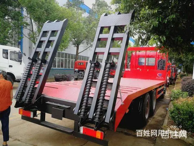 东风后双桥平板车 拖25吨重载型挖机全国可分期 - 图片 2