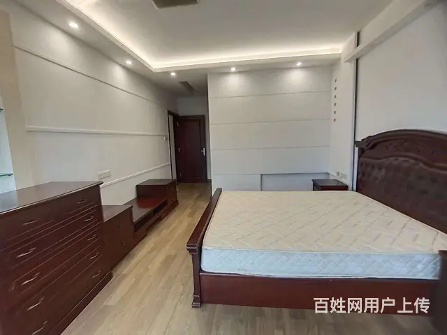 吉大 万科旁 世航诺瑞比丽名园 精装4房 家电齐全 拎包入住 - 图片 7