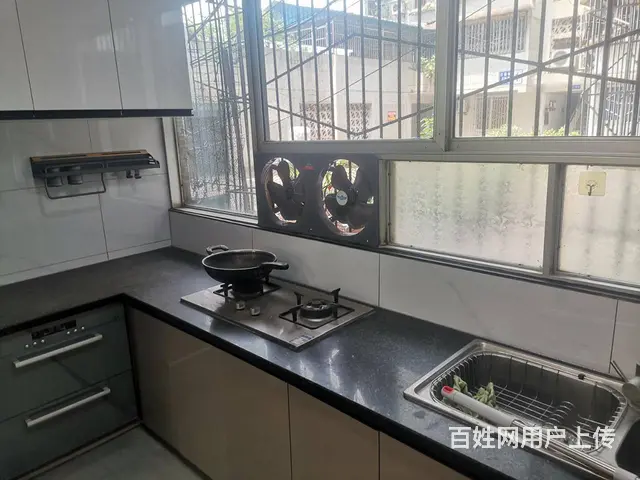 五星街 龙都广场旁 珍珠大厦 豪装 3室2厅好房出售 - 图片 9