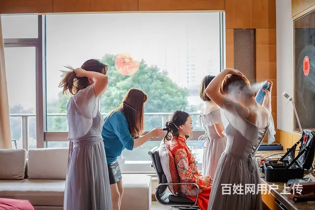 婚车租赁 婚礼跟拍 摄影摄像 主持跟妆 婚礼摄像 - 图片 8
