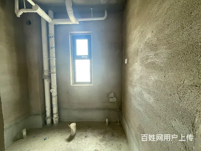 [玫瑰]龙腾壹号15楼115平，三室两厅一卫，毛坯 - 图片 1