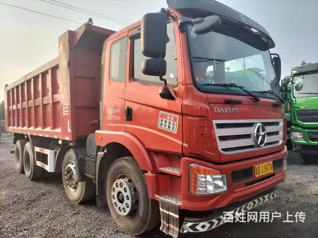 出售19年湖北大运轻皮前四后八自卸车，货箱6米2 - 图片 1