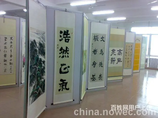 折叠展板定制校园展板书画展览展板移动展板活动展板 - 图片 1