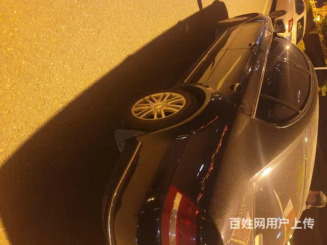 大众 帕萨特 2011款 1.8TSI 手自一体 尊荣版 - 图片 6