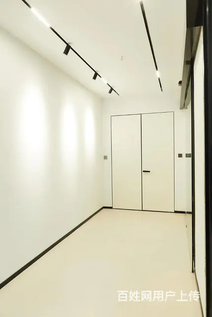 实拍 层高4.8米三面采光落地窗 拍摄 直播 服装展厅都适合 - 图片 1