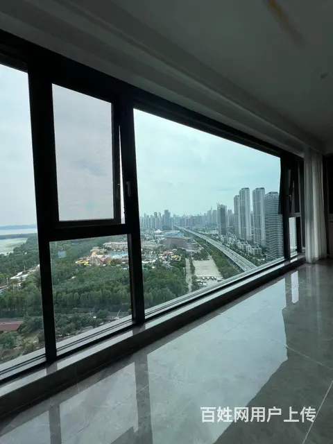 今天退  东湖边 原岸 居家自住好房 一线湖景大平 - 图片 2