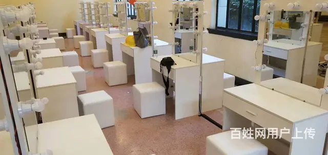 广州黑色龙门架出租，全身镜出租，化妆台出租 - 图片 6