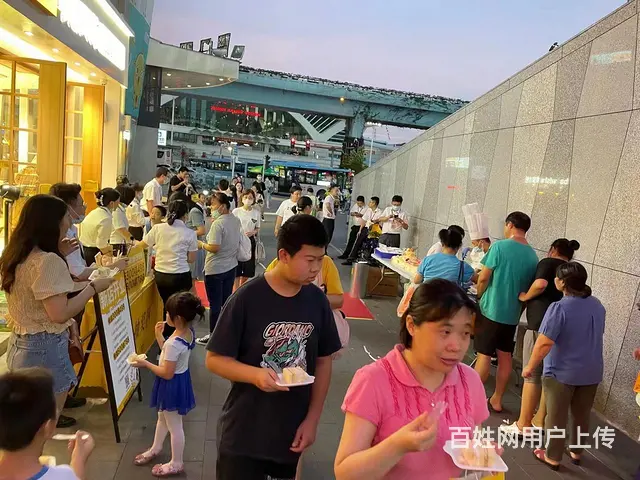 火车站嘉年华转角旺铺 地铁BRT口 诚招各品牌商家进驻 - 图片 2