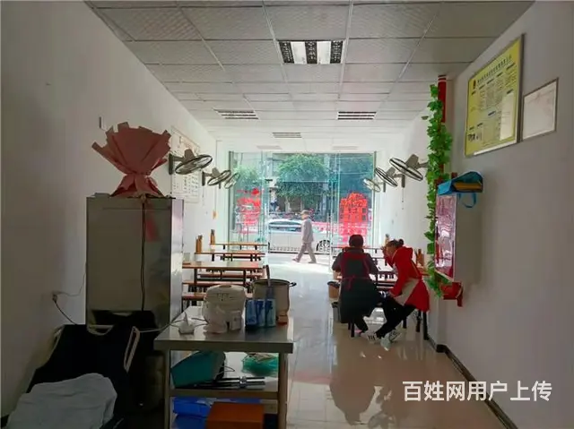 【搞定了！】《同城搜铺网》东临小区78平餐饮店转让（可空转） - 图片 3