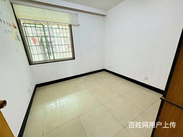 南门口  长郡中学对面 鸿信大厦电梯三房  商业成 - 图片 2