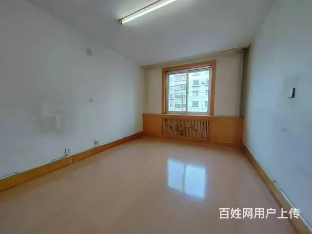 二道街 步梯4楼 千扶社区 普通住宅 简单装修 - 图片 1