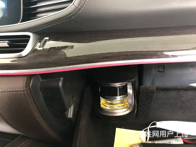 22款奔驰GLE450升级香氛负离子 淡淡的幽香 - 图片 3