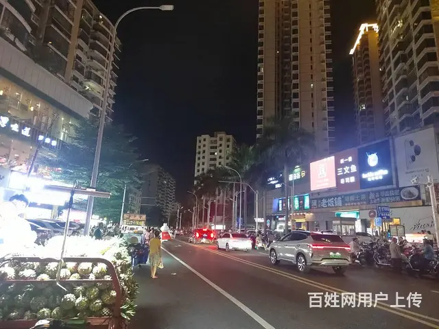 （51旺铺推荐）龙昆南大润发一楼101平餐饮转让 - 图片 1