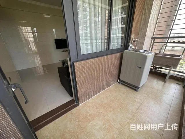 新加坡城边 中骏蓝湾悦庭边  正规一房一厅一阳一卫 - 图片 4