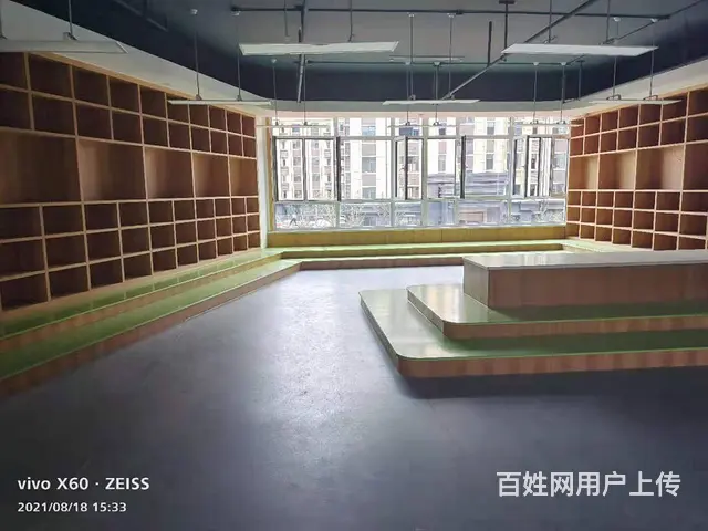 淄博烤漆展柜厂家、烤漆墙板定制、装修柜台展配套定制 - 图片 1