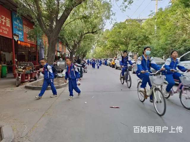 B个人一火车站九中大门口早餐店转让 - 图片 9
