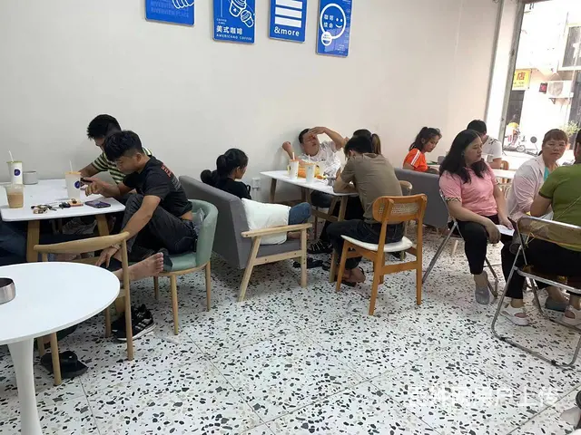 （51旺铺推荐）龙昆南三横路临街品牌水吧40平转让 - 图片 3