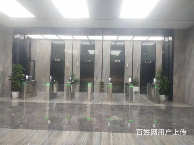 （51旺铺推荐）龙华区金龙路逸龙广场125平写字楼出租 - 图片 4